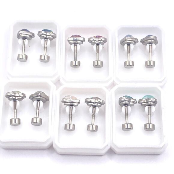 Set of 6 10g cartilage stud earrings - Picture 3 of 5